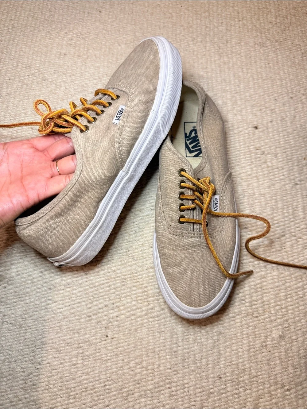 Vans low top